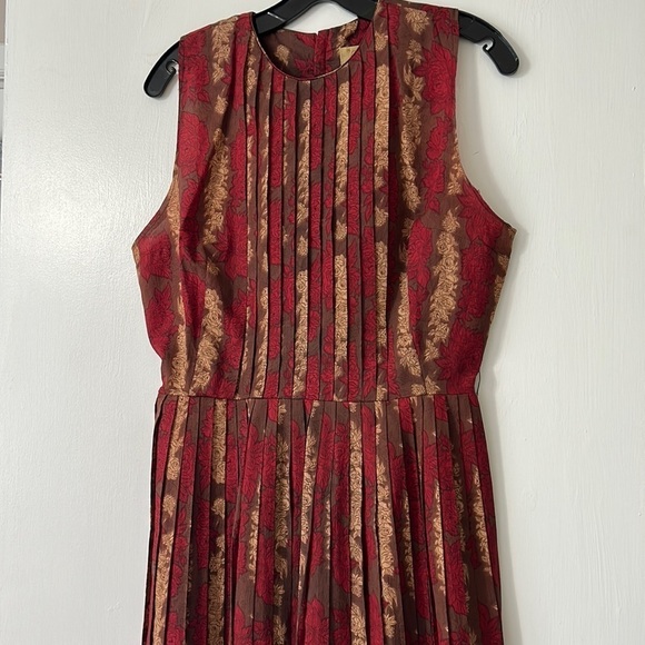 Vintage 50's Jeanne Model pleated wine champagne floral a line dress 14 - Picture 1 of 11
